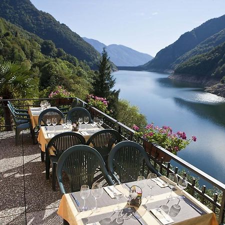 Hotel Al Lago Vogorno Kültér fotó