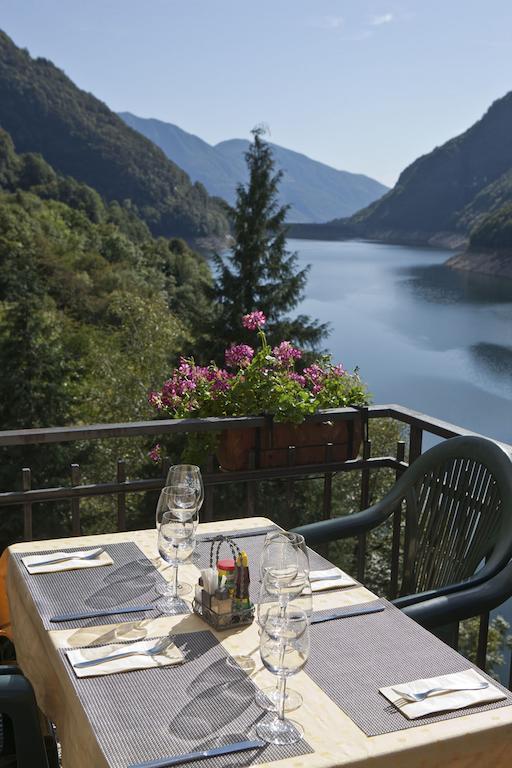 Hotel Al Lago Vogorno Kültér fotó
