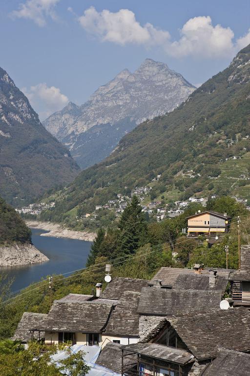 Hotel Al Lago Vogorno Kültér fotó
