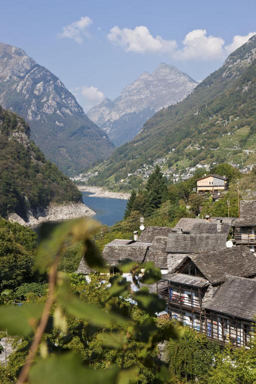 Hotel Al Lago Vogorno Kültér fotó